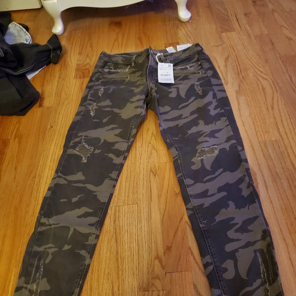 Zara Camo Jeans - Picture 4 of 12